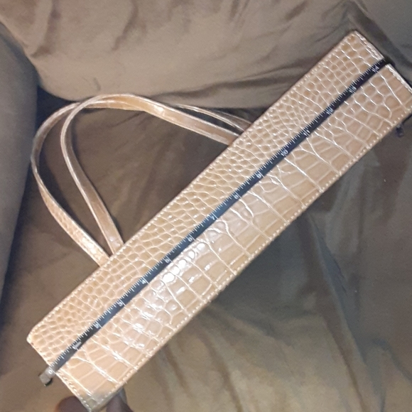 VINTAGE LIZ CLAIBORNE nude faux alligator purse - Picture 8 of 10